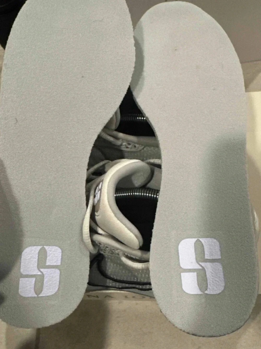 Nike Sabrina Ionescu 1 Ionic Sz 12W/10.5M FQ3381 010